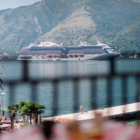 Celine'S Place By The Sea Kotor Exterior photo
